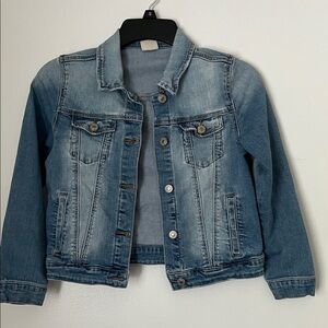 Zara Girls Distressed Wash Blue Denim Jacket Size 9/10